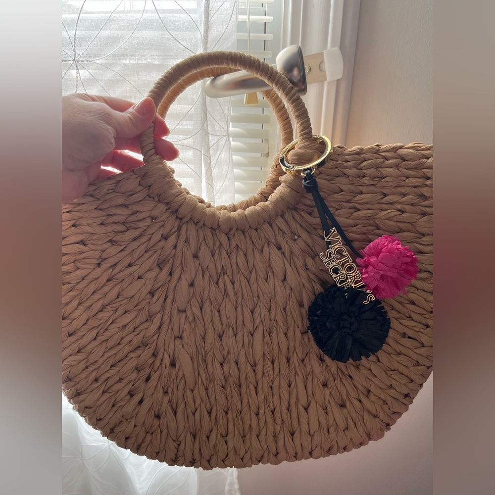 NWOT Victoria’s Secret Beach Bag